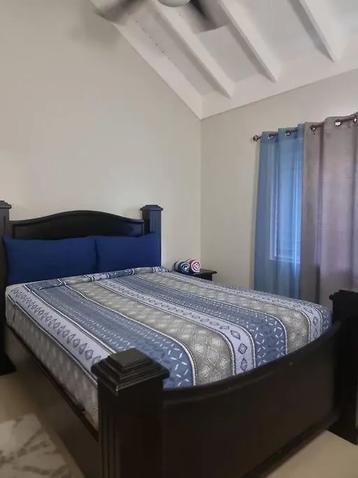 The Palms-Clearwater Blue Getaway Vila Banks